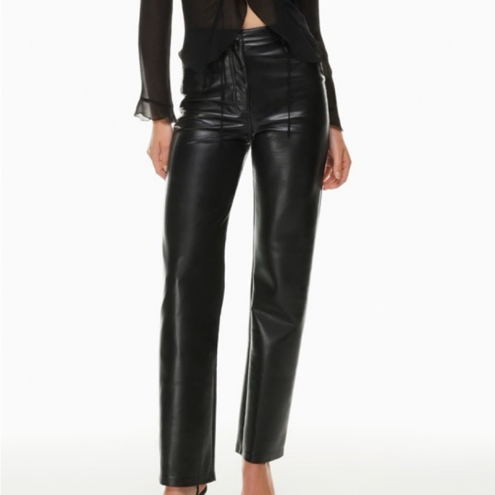 Aritzia Wilfred The Melina™ Pant High-Waisted Vegan Leather Pants Size 2